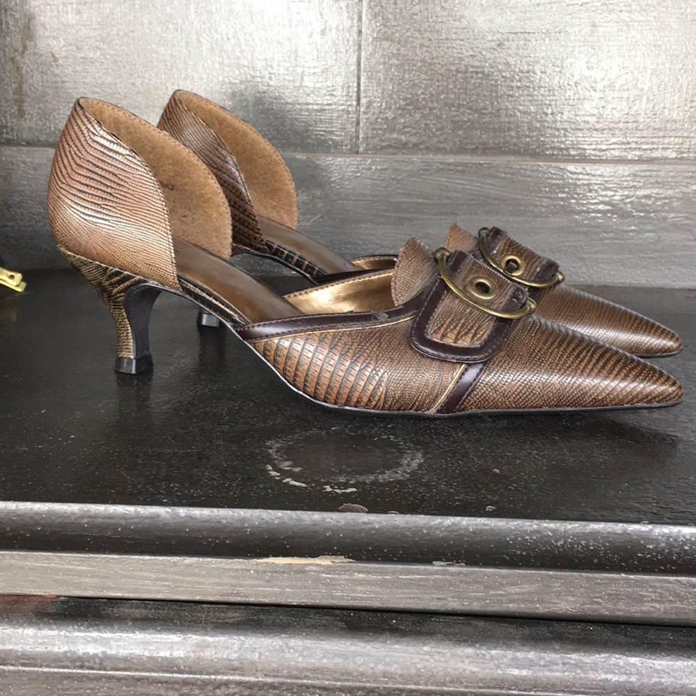Slip On Pointed 2” Heels